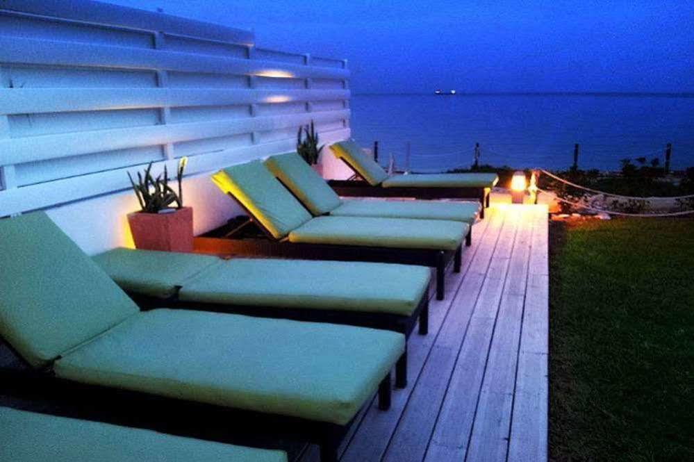 Paphos Blue Coral Beach Villas מראה חיצוני תמונה